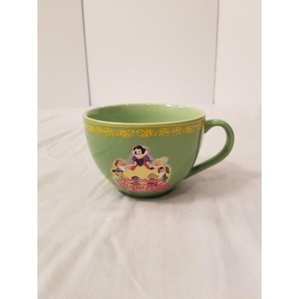 Disney Snow White and The Seven Dwarfs Coffee Mug Green